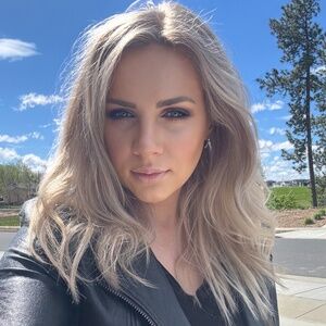 Meet your Posher, Katie